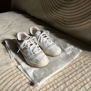 New Balance White and Gray Sneakers